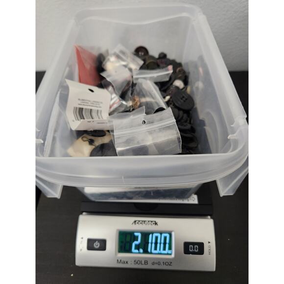 Black Buttons various shapes/sizes, new and vintage - Picture 2 of 3